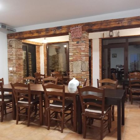 克宁 Slatki Snovi II酒店 外观 照片